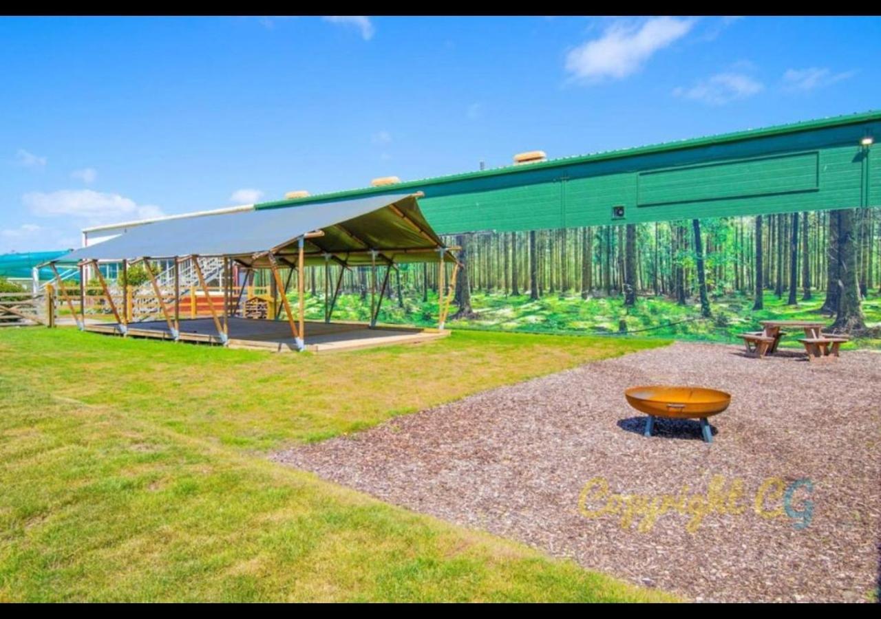 Mp768 - Camber Sands Holiday Park - Huge Lodge - Small Dog Friendly - Sleeps 8 Exterior foto